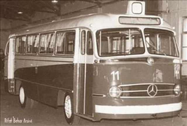 1955 - ETT filosuna, Mercedes O321H model otobsler katmaya balad. Bu otobsler her iki yakada hizmet vermeye balad.