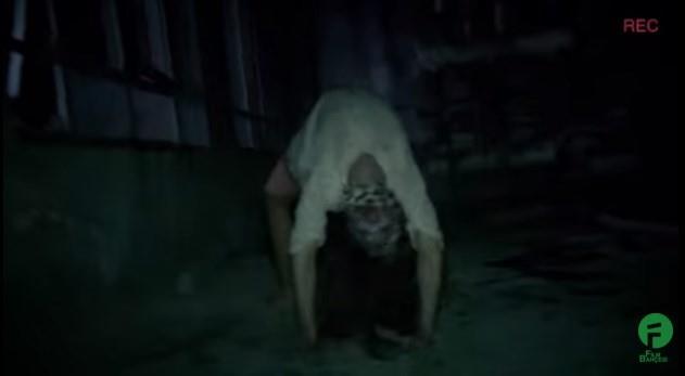 <p>arlan</p>  <p>  Ynetmen Hseyin Eleman'n ynettii filmin barollerinde Akdora Akaln, Bahadr Karaca, Canda Ylanc ve Meral Ceren Trk yer alyor.</p>  <p>  </p>  <p>  Korku trndeki film, konservatuvarda okuyan bir arkada grubunun canl yaynda bir korku filmi ekmeyi denemeleri srasnda, cinlerin gelmesiyle yaanan korku dolu dakikalar beyaz perdeye yanstyor.</p>            <p>                <ul>                    <li>Twitter</li>                    <li>Facebook</li>                    <li>Google Plus</li>                </ul>              </p>