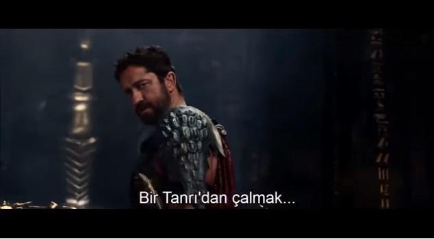 <p>Msr Tanrlar</p>  <p>  Barollerinde Brenton Thwaites, Gerard Butler, Geoffrey Rush, Nikolaj Coster Waldau ile Courtney Eaton gibi nl isimlerin bulunduu filmin ynetmen koltuunda "Kehanet" ve "Ben Robot" filmleriyle tannan Alex Poyas oturuyor.</p>  <p>  </p>  <p>  Aksiyon ve macera trndeki film, Msr'da hayatta kalmaya ve akn kurtarmaya alan bir lmlnn gznden "Msr Tanrlar"nn iine dt g mcadelesini anlatyor.</p>