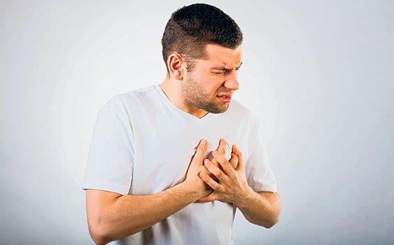 Bu durumda kiinin tam donanml bir hastaneye bavurmas ve salk yardm almas ok nemlidir.