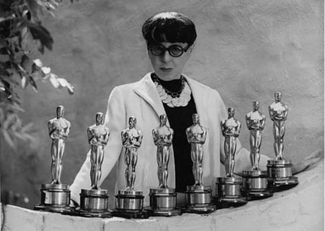 23. En ok Oscar kazanan kadn ise En yi Kostm dalnda 8 kere kazanan Edith Head'tir.