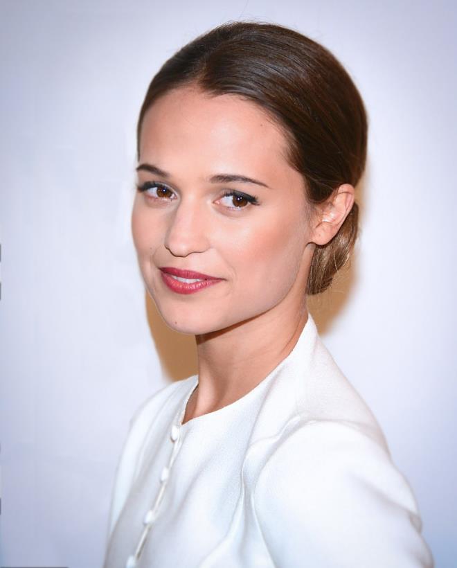 En iyi yardmc kadn oyuncu: Alicia Vikander