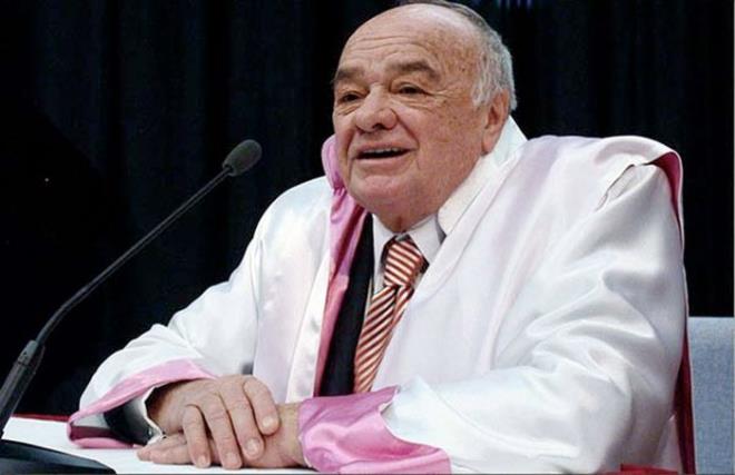 8. ARIK TARA ENKA NAAT 2 MLYAR DOLAR