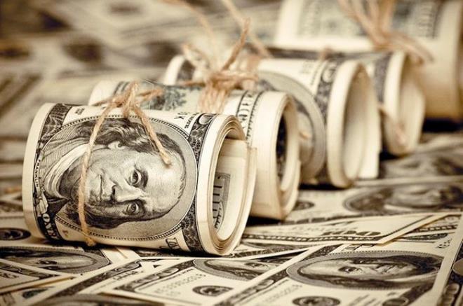 Aileler baznda yaplan sralamann zirvesinde 8,7 milyar dolarla Ko ailesi, 6,2 milyar dolarla Sabanc ailesi, 4,9 milyar dolarla ahenk ailesi ve 4,8 milyar dolar servetle lker ailesi yer ald.