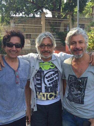 Sheyl,Sha,Behzat... Bizi kartranlara son belge.smile ifade simgesi Sheyl ikizimdir, Behzat'ta en kmzdr...