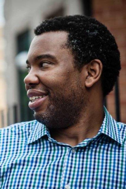 Ta-Nehisi Coates<p>  Eski TME yazar olan Ta-Nehisi Coates internetin lider entelektellerinden birisi. Irklar ayrm, politika ve kltrler hakknda sosyal medyada paylamlar yapyor. Bir internet gazetesinde kan yazs o gn tklanma rekorlar krm ve birok tartmaya yol amt.