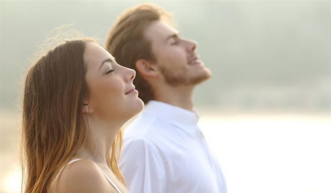 Solunum  <br>  Erkekler dakikada ortalama 16 kez soluk alp verir. Kadnlar ise dakikada 20-22 kez soluk alp verir. Her iki cinsin gnde soluduklar miktar ise ayn olup 12 bin litredir.