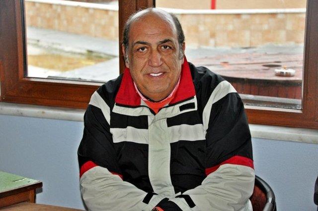 Gezmi�, Hababam S�n�f�'nda "�nek �aban" karakterini canland�ran T�rk sinemas�n�n en �nemli oyuncular�ndan merhum Kemal Sunal'�n bir g�ld�r� ustas� olmas�na ra�men g�nl�k ya�ant�s�nda �ok ciddi olarak bilindi�ini dile getirdi.