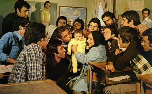 Ahmet Ar�man, 1974 y�l�nda Hababam S�n�f� ile sinemaya ad�m atm�� ve serinin 5 filminde rol alm��t�...
