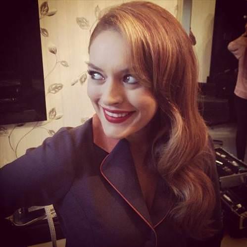 Ezg� Mola  <br>  Az kald�...