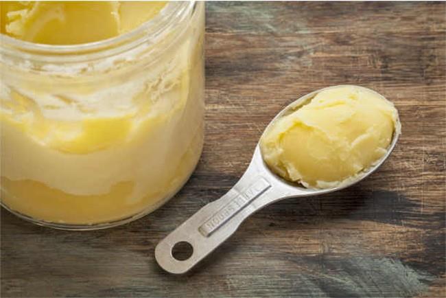 Asprey'e gre; eer karbonhidrat ile beslenmezseniz vcut ya deposunu kullanmaya balyor ve kilo alm gerekleiyor.