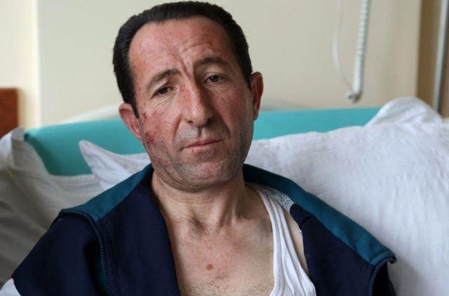 KAHRAMAN OFR YARALI HALDE YOLCULARA YARDIM ETT    <br>Ankara Kzlay'daki terr saldrsnda hurdaya dnen yolcu otobsnn ofr Necati Ylmaz, yaralarna aldrmadan nnde bulunan halk otobsndeki vatandalarn karlmasna yardm etti. Ufuk niversitesi Dr. Rdvan Ege Salk Aratrma ve Uygulama Hastanesinde tedavi altnda olan Ylmaz, yznde, el ve bacaklarnda yanklar bulunduunu, genel durumunun ise iyi olduunu syledi.