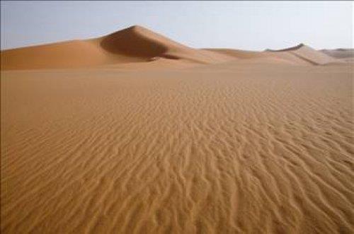 Scak ve kurak Afrika'da 18.02.1979 tarihinde Byk Sahra lne kar yad.