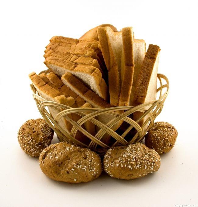 <p>Folik asit </p>  <p>  </p>  <p>  Neye yarar?: Hamilelikte alnrsa doumdan gelen kusurlar nler, kolon kanseri ve Alzheimer'a kar koruyucudur. Dozu: 31+: Gnde 400 mcg. </p>  <p>  </p>  <p>  Hamilelerde: 600 mcg. Kaynak besinler: Ekmek, makarna ve kahvaltlk gevrekler, baklagiller, spanak, brokoli ve portakal suyu.</p>