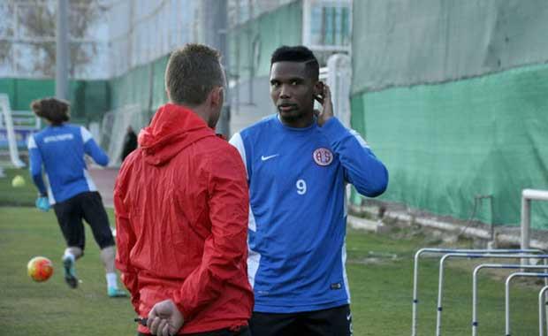 Samuel Eto'o  <br>  "Fenerbahe, Beikta ya da Galatasaray'n oyuncusu olsaydm biliyorum ki Antalyaspor'da attmn  katn atm olacaktm"