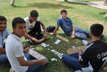 Okey Tayfa<br>  Kanka ne dersi ya sende iyice inek oldun hadi okey oynamaya, sarmazsa batak dneriz.