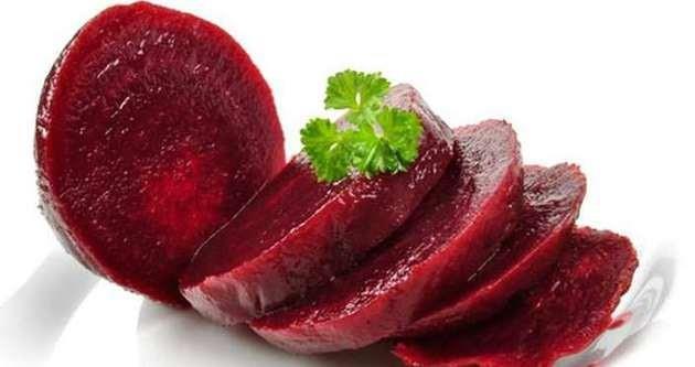 DAYANIKLILIK SALAYICI  Egzersiz ncesi iilen pancar suyunun egzersize dayankll ve performans arttrd, dinlik verdii bilinmektedir.