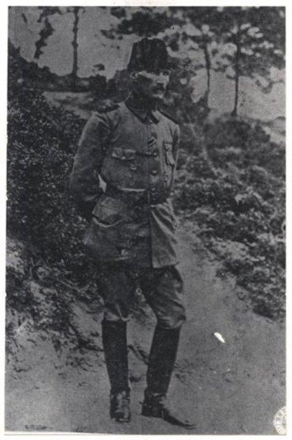 Hatt ben komutanlara ifahen verdiim emirlerde unu ilve etmiimdir: 'Size ben taarruz emretmiyorum, lmeyi emrediyorum. Biz lnceye kadar geecek zaman zarfnda, yerimize baka kuvvetler ve komutanlar geebilir.'"