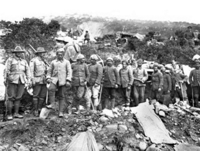 Trk esirler, Anzaklar tarafndan ar ilerde altrlrken