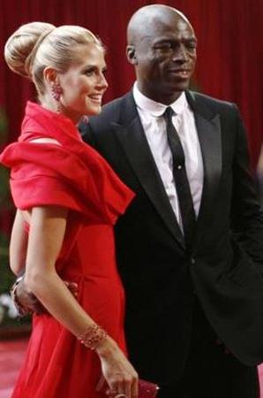 14 BN FEET YKSEKLKTE BR BUZULUN STNDE  arkc Seal'n nl manken Heidi Klum'a yapt evlilik teklifi de unutulmayacak trden.