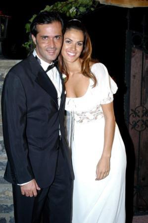 aka bir yana aniden iimden geldi ve evlilik teklifi yaptm diyor.