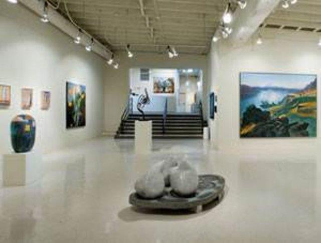 22- Sanat mzelerini ziyaret edin<br>  Aratrmalar sanatsal olaylar izlemenin gerginlii azalttn ve kiinin gerekten nemli ilere odaklanmasn saladn ortaya koyuyor.