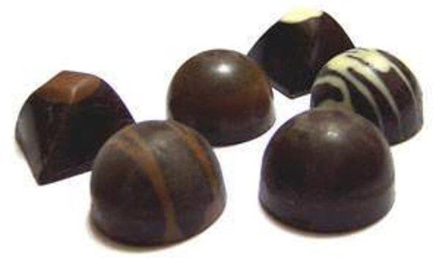 11- Stsz ikolata yiyin IQ&#8217;nuzu bir gecede ykseltmese de bitter ikolatann ierdii flavonoidler bellei glendirir.