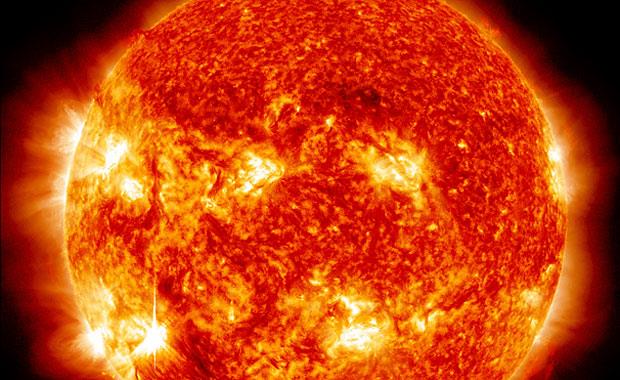 2480- nsan yapm iki gne arpacak. Dnya tekrar karanlkta kalacak.