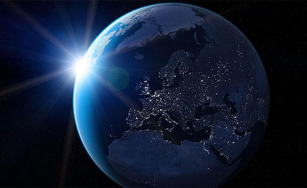 3797- Dnyann sonu&#8230; Dnya&#8217;daki tm yaam lecek. nsanlar yeni bir gne sisteminde yaam alan aryor.