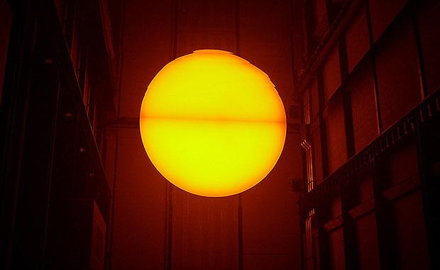 2100 nsan yapm yapay bir gne Dnya'nn karanlk yzn aydnlatmada kullanlacak.