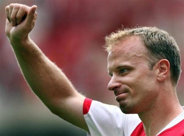 <p>Dennis Bergkamp </p>  Fobisi: Uak