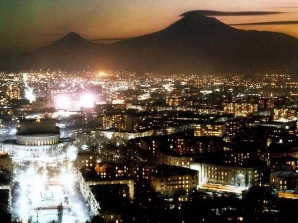 Tp ya da eczaclk eitimi almak isteyen niversitelerin yapt iki farkl snava giriyor.