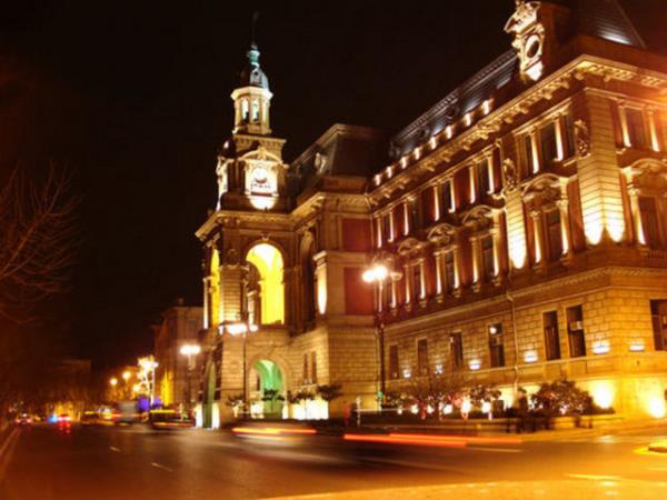 Okuduklar programlar doalgaz ve bilgisayar olmak zere mhendislik, tp, di hekimlii ve sosyal bilimler.