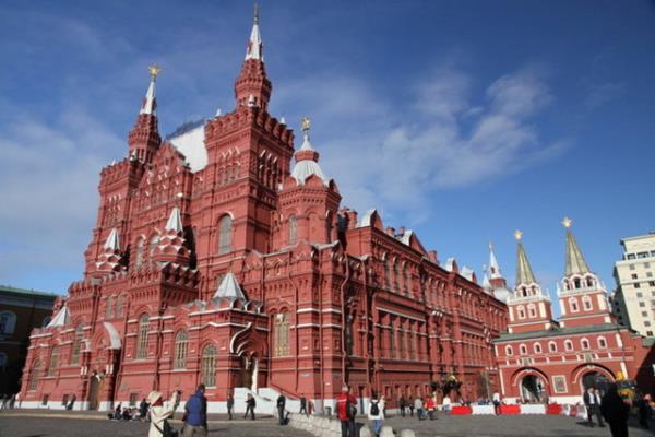 Rusa dil yeterlilii olmayanlara niversitelerde hazrlk program var.