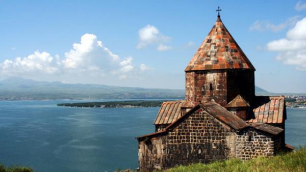 Ermenice bilmeyen renciler kabul edildikleri niversitelerde bir yl hazrlk okuyabiliyor.