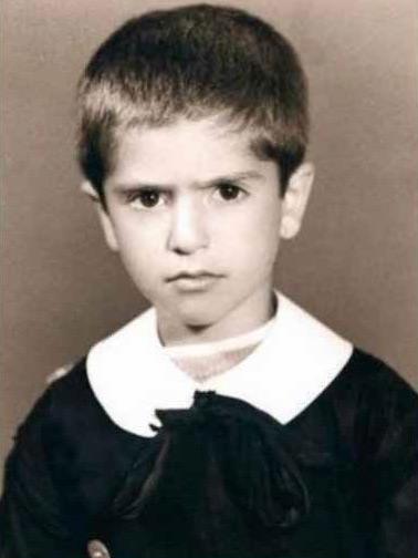 Mahsun Krmzgl'n ocukluk resmi