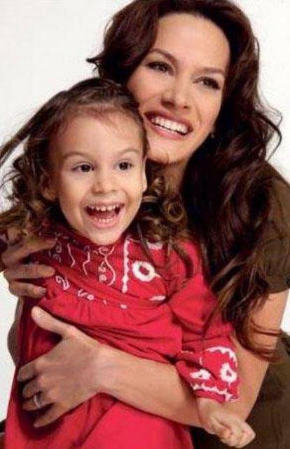 Ebru Cndbeyolu'nun kznn ad Duru.