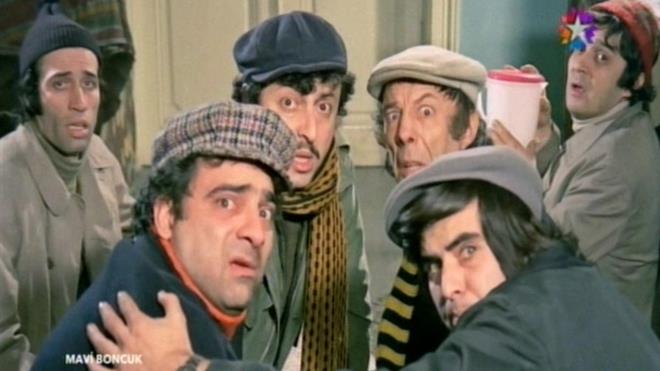 Tark Akan kotu geldi ama Cem Ylmaz kaplarmz birbirine bakacak kadar yakn komu olmamza ramen gelmedi. Elbette ok zldm" dedi.