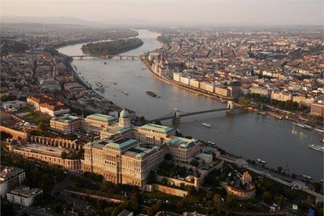 20- Macaristan<br>   Kii bana yllk asgari cret: 9.227 dolar