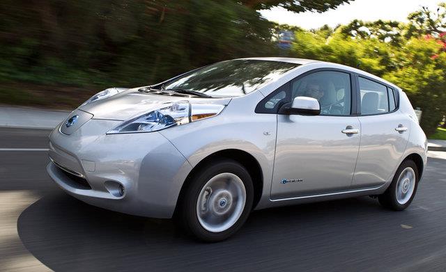 <p>NISSAN LEAF</p>    <p>ARPIMA EMNYET: %71</p>    <p>SRC EMNYET: %89</p>    <p>OCUK ve YETKN YOLCU EMNYET: %83</p>    <p>YAYA EMNYET: %65</p>