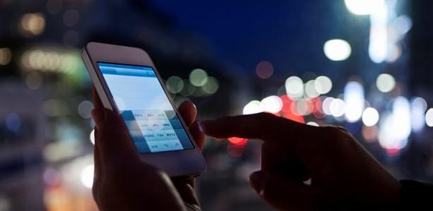 3G'DE KALMAK STERSENZ...  <br>&#8220;4.5G'ye geite onay art arand iin 3G'de kalmak isteyenlerin "acaba yksek fatura der miyin, farknda olmadan geer miyim" gibi endielere kaplmasna gerek yok. steyen 3G isteyen de 2G'yi kullanmaya devam edecek.