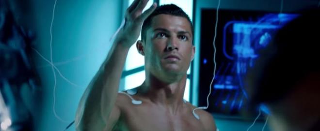 Hızı saatte 33 kilometreye ulaşan Cristiano Ronaldo; Türk Telekom&#8217;un GiGA 4.5G iletişimi kapsamında hazırladığı hız odaklı reklam kampanyasının yeni yüzü olmuştu.