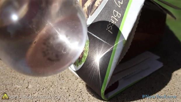 Saniyeler iinde duman ttmeye balayacak ve ksa bir sre iinde ateinize kavuacaksnz.