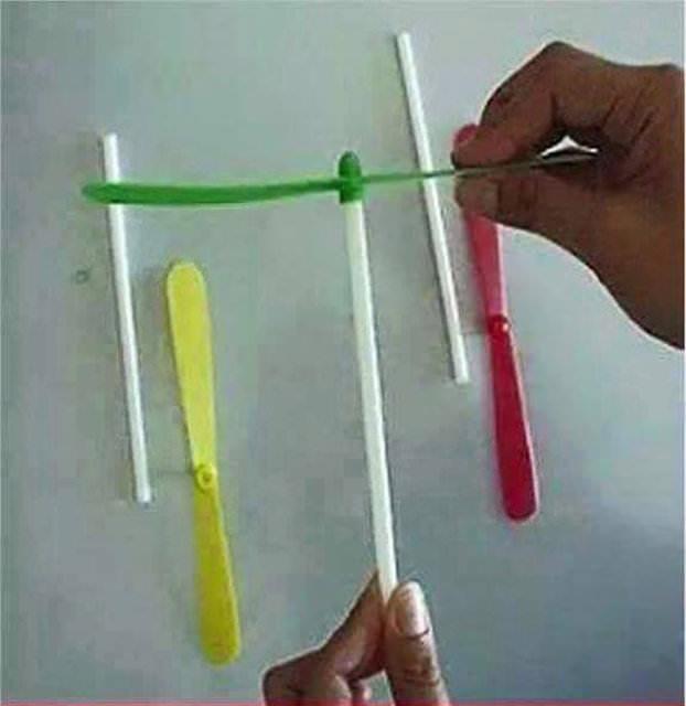 Bununla ne pilotlar dodu! 80'lerin pilot olma hevesini canlandran hayaller kurduran oyunca!