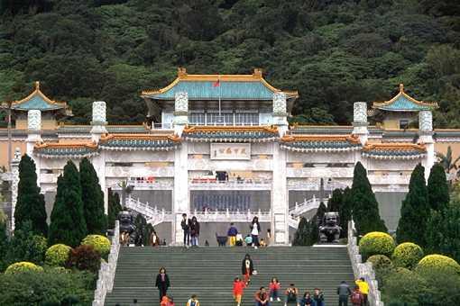 6) 5 milyon 291 bin ziyeretiyle Taipei National Palace,
