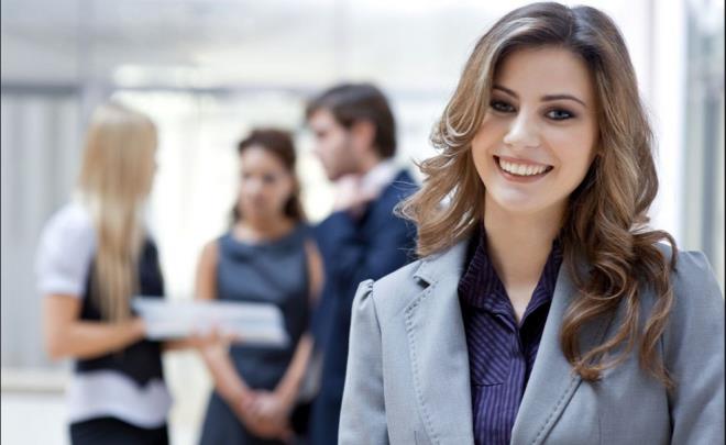 veren tarafndan yl iinde verilmi bulunan dier cretli ve cretsiz izinler veya dinlenme ve hastalk izinleri de yllk izne mahsup edilemiyor. Torba yasada ise daha ksa sreli yllk izin kullanlmasna olanak salanmas iin bir dzenlemeye yer verildi. Buna gre yllk izinler 6 gnden az olmamak zere, bee kadar blnebilecekti.