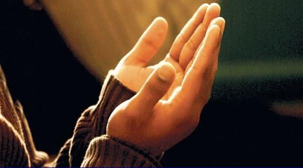 nsan rabet ettii deerlere gre rabet grr. Regaib Kandili ise her trl arzu ve isteklerimizi, emel ve tutkularmz, rabetlerimizi iyiye, doruya, gzele, faydal olana, hakka ve hakikate; regaibimizi Rabbimize yneltme, btn ilerimizi O&#8217;nun rzasna uygun hle getirme abasdr.