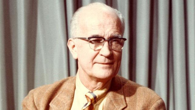Transistrn mucitlerinden William Shockley, 1956 Nobel Fizik dl&#8217;n kazand. Ama William Shockley beyaz stnln savunan bir rkyd. Shockley siyahlarn ksrlatrlmasn desteklemiti.