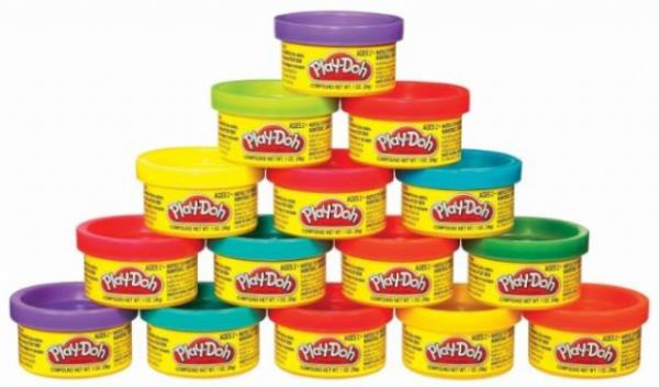 Oyun hamuru 1955'de Joseph ve Noah McVicker tarafndan duvar kad temizleyici retmeye alrken bulundu.