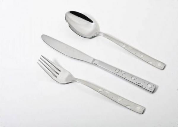 Paslanmaz elik ncellikle daha iyi silahlar retmek iin bulundu.